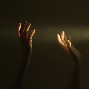 女教授撅起大白光屁股
