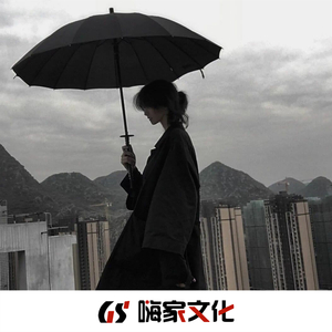 女教授撅起大白光屁股
